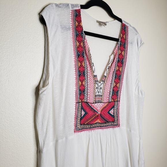 Lucky Brand| Embroidered Aztec Top - Picture 3 of 11